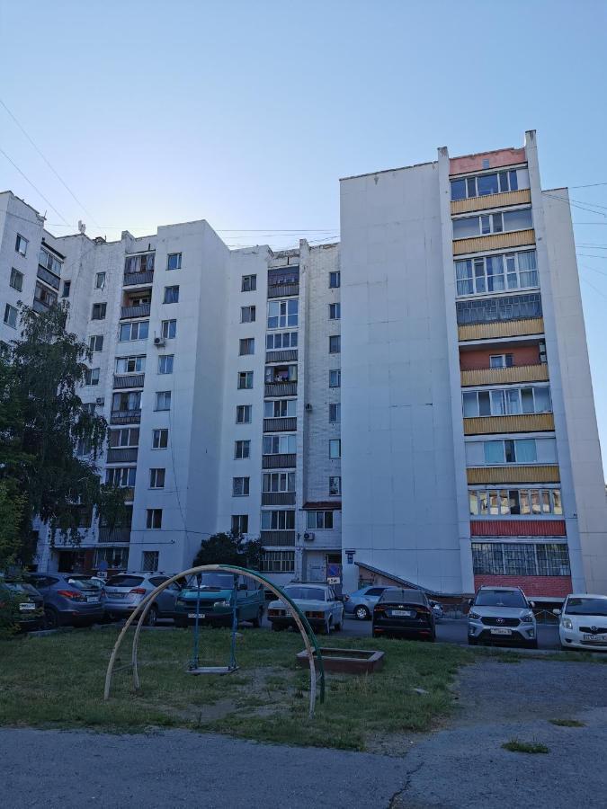 קוסטנאי 1 Комнатная Квартира В Самом Центре С Видом На Сквер מראה חיצוני תמונה